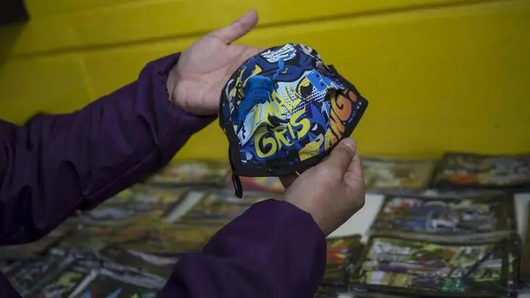Prisoners make face masks in Peruvian jail amid pandemic Prisoners make face masks in Peruvian jail amid pandemic