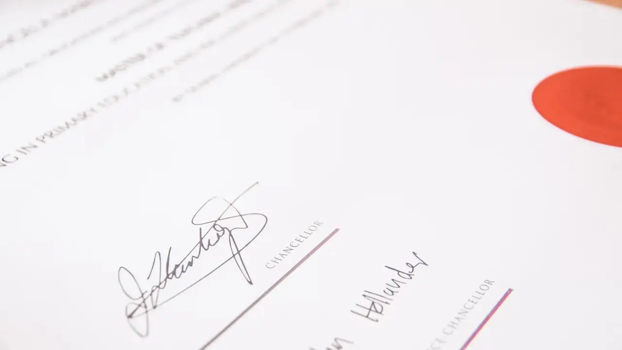 एक अक्टूबर 2023 या इसके बाद जन्मे लोगों के लिए जन्म प्रमाणपत्र ही जन्मतिथि का एकमात्र प्रमाण: केंद्र Birth certificate