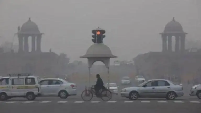 Delhi-NCR: Air quality dips to 'very poor' at many places Delhi