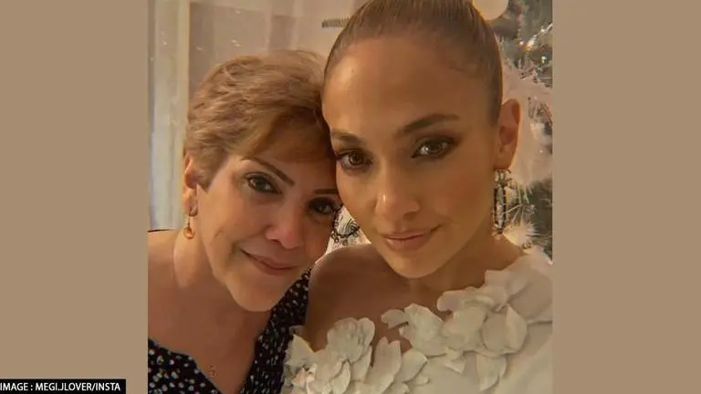 Jennifer Lopez's mother happy for daughter post her wedding with Ben; 'He's her true love' Jennifer Lopez, Lupe Rodriquez