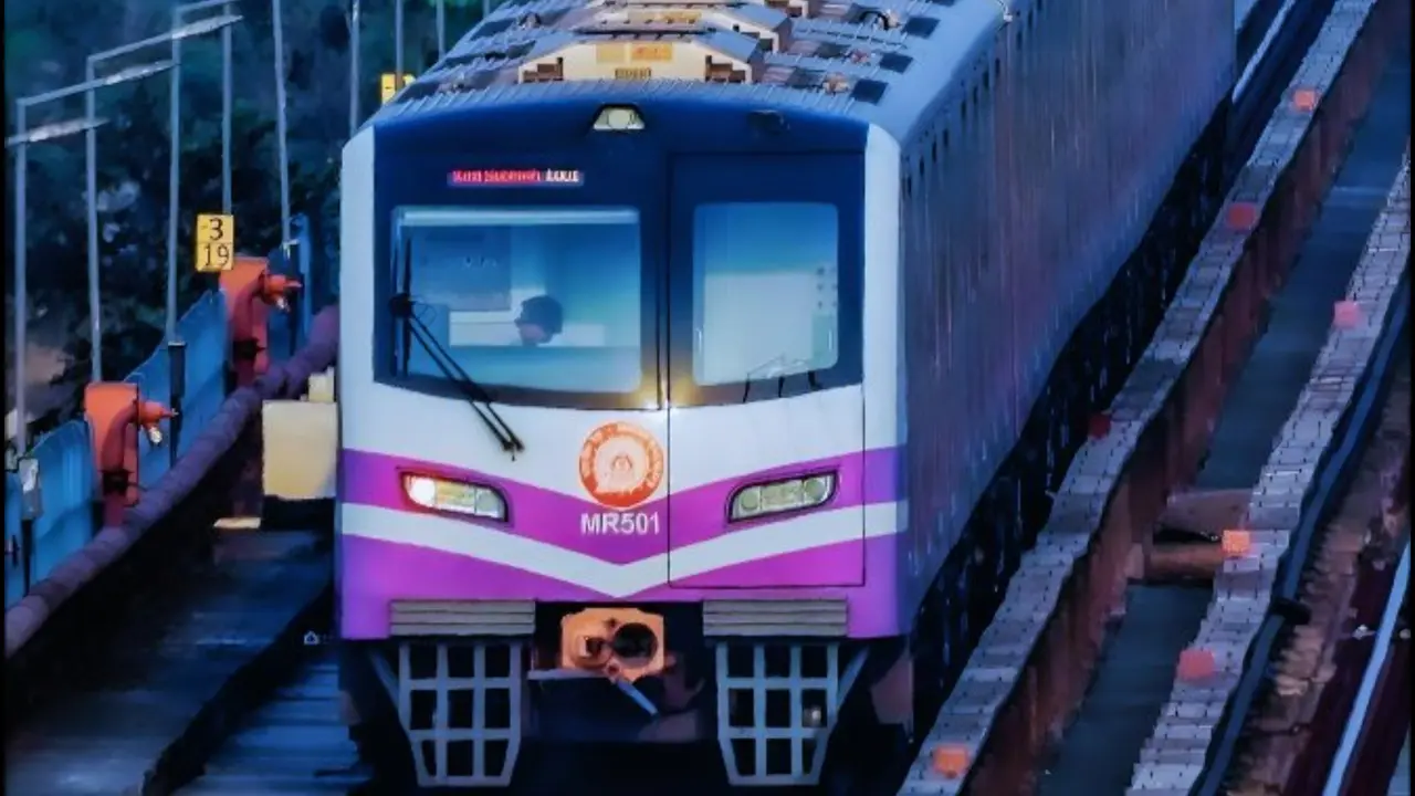 Kolkata Metro To Get Battery Power For Moving Stranded Train