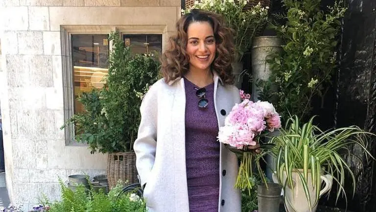 Kangana Ranaut expresses gratitude for warm welcome as fans trend #BollywoodQueenOnTwitter Kangana Ranaut expresses gratitude for warm welcome as fans trend #BollywoodQueenOnTwitter