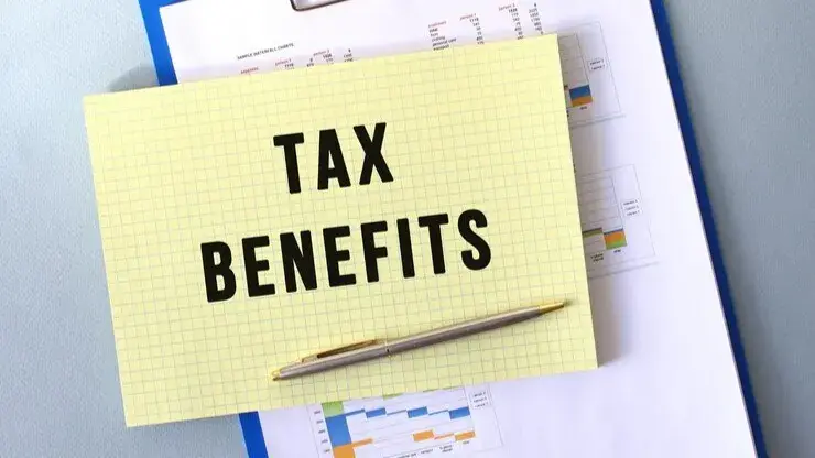 CII proposes overhaul of indirect taxes in Interim Budget for global competitiveness When you happen to opt for joint deposit, the tax benefit under section 80C is extended only to the first holder of the deposit.