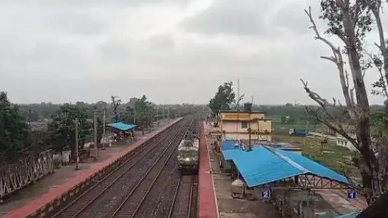 Railway Rake First indigenously manufactured aluminium freight train rake inducted ...