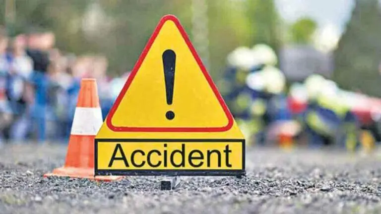 Two youths die in road accident in Tamil Nadu's Erode tamil nadu