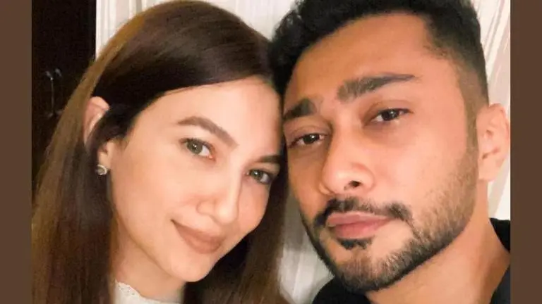 Gauahar Khan posts a dance video with rumoured beau Zaid Darbar, fans call it 'energetic' Gauahar Khan