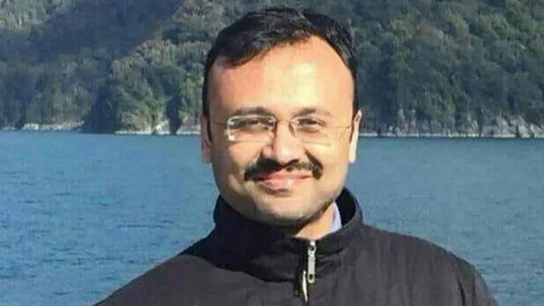 Dr Gaurav Gandhi