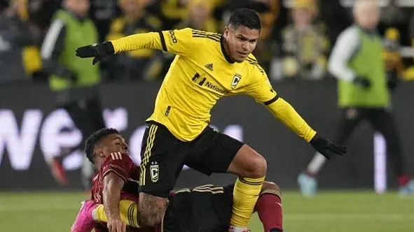 Cucho Hernández scores 2 goals to help Crew beat Atlanta United 2-0 in MLS playoffs Cucho Hernández in action during MLB game