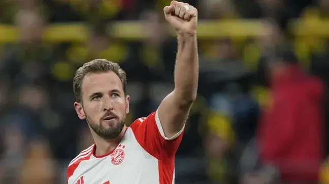 Harry Kane grabs hat trick in ‘Klassiker’ as Bayern Munich beat Borussia Dortmund in Bundesliga Harry Kane grabs hat-trick in ‘Klassiker’