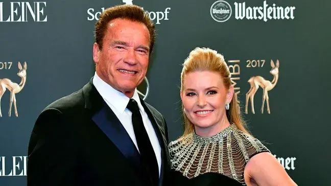 Arnold Schwarzenegger kisses mystery woman amid decade-long romance with Heather Milligan Arnold Schwarzenegger