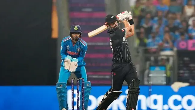 Daryl Mitchell kept the Kiwi team in the hunt while chasing down 398 runs and played an innings of 134 runs.