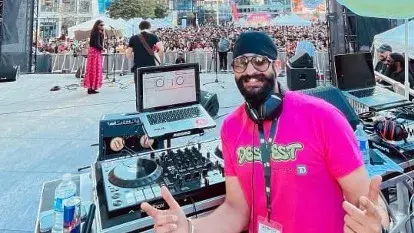Taking over the music realm like no other, enters DJ Pulse Toronto DJ Pulse Toronto