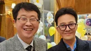 G-Dragon celebrates resolution of drug case by formally dissolving his legal team | Photos G-Dragon