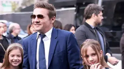 Jeremy Renner credits daughter Ava Berin as 'reason number 1' behind recovery post snowplow accident Jeremy Renner and daughter Ava Berlin