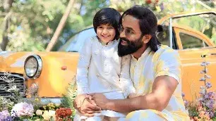 Kannappa: After Allu Arjun's daughter, Vishnu Manchu's 5-year old son to make his Telugu debut Vishnu Manchu with son Avram