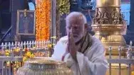 PM Narendra Modi Performs Puja at Guruvayur Temple in Kerala