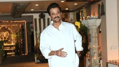 Anil Kapoor Recreates Iconic Mr India Look Days After Film's Sequel ...