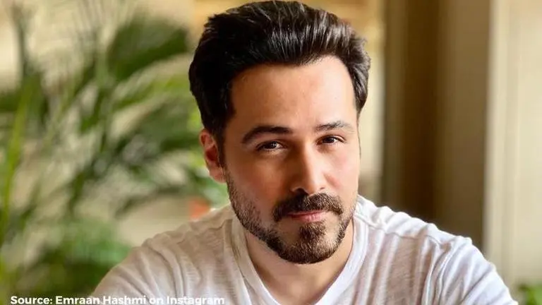 Emraan Hashmi goes cycling on streets of Mumbai, shares some captivating shots Emraan Hashmi