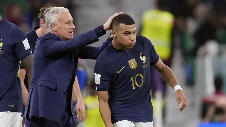 Didier Deschamps, France feeling 'alone' ahead of World Cup final Didier Deschamps