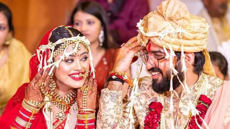 Sachet Tandon and Parampara Thakur's wedding video are absolute #weddinggoals Sachet Tandon