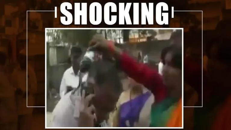 In yet another incident, Sena worker pours ink on man after he criticizes CM Uddhav Maharashtra