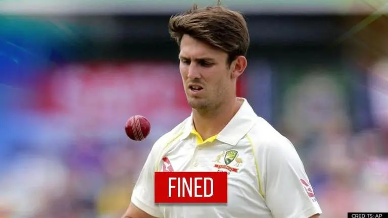 Mitchell Marsh fined $5,000 for showing dissent to umpire during BBL clash against Sixers Big Bash League