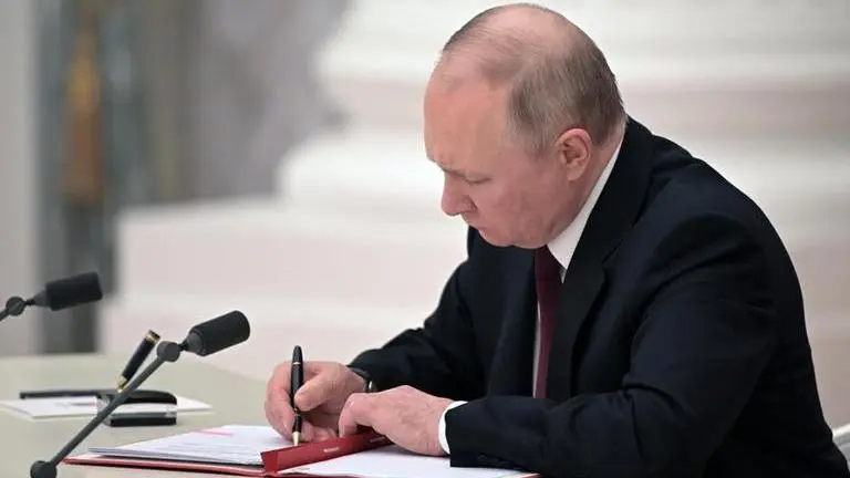 Putin signs decree to simplify Russian citizenship method for orphaned Ukrainian children Putin