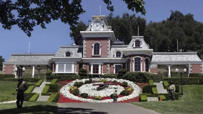 Michael Jackson's Neverland Ranch sold to billionaire