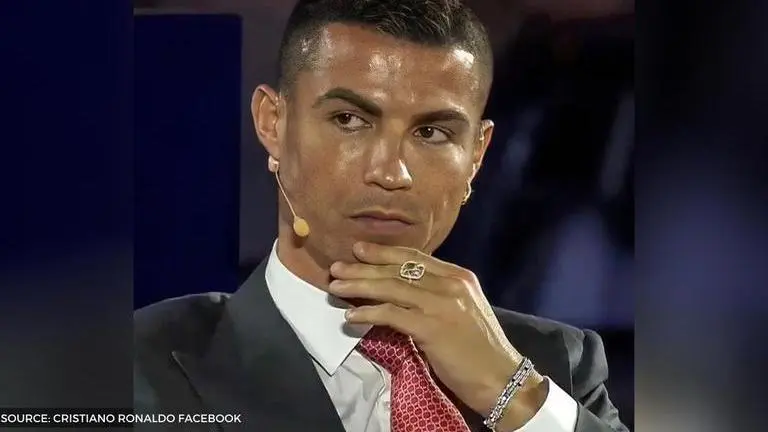Cristiano Ronaldo gets a mix of funny reactions to his 'Caption' picture cristiano ronaldo