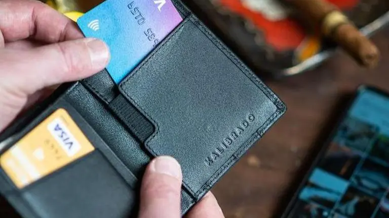 Reserve Bank of India seeks to give customers choice of card network Reserve Bank of India