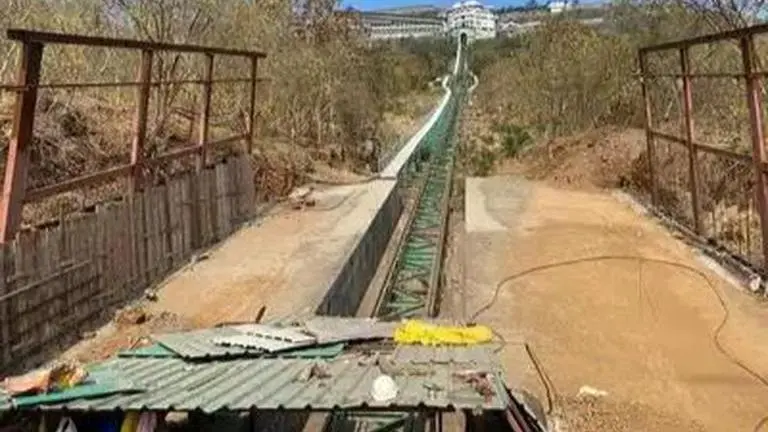 Maha: Two fall to death during funicular railway work