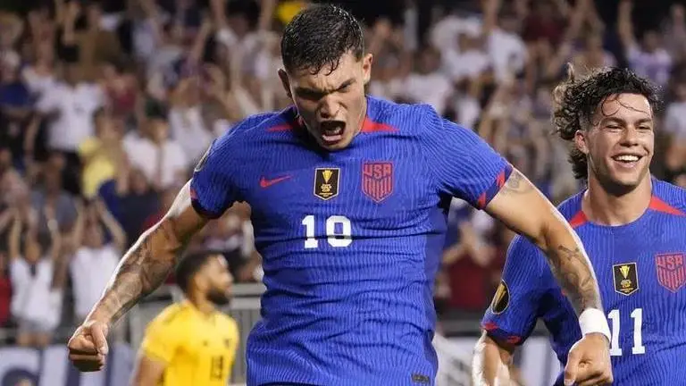 Vazquez’s 88th-minute goal gives the US 1-1 draw with Jamaica in a CONCACAF Gold Cup opener