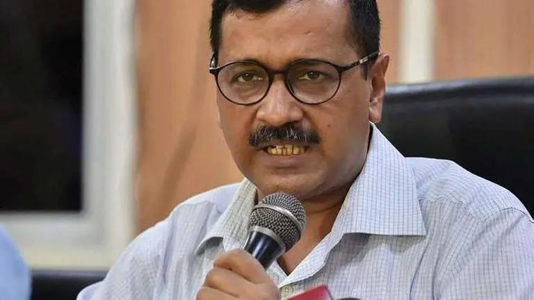 Baijal, Kejriwal discuss measures to contain spread of coronavirus