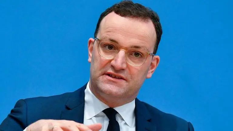 Germany considers sanctions to vaccine rule breakers