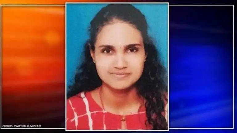 Vegetable vendor's daughter tops aeronautical engineering exam in Karnataka Vegetable vendor