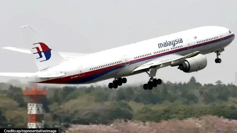 Investigative journalist reveals shocking new theory on missing Malaysia Airlines MH370 US may have shot down MH370 flight to China, says French investigative journalist