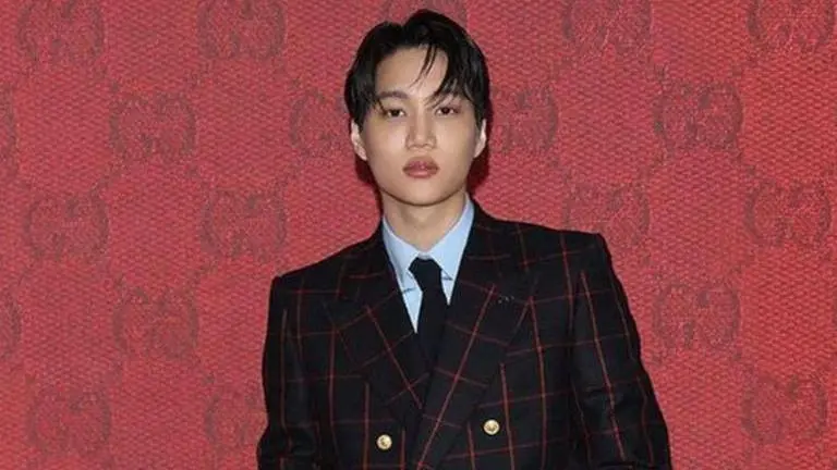 EXO Kai sheds tears during livestream after his sudden military enlistment Kai Sheds