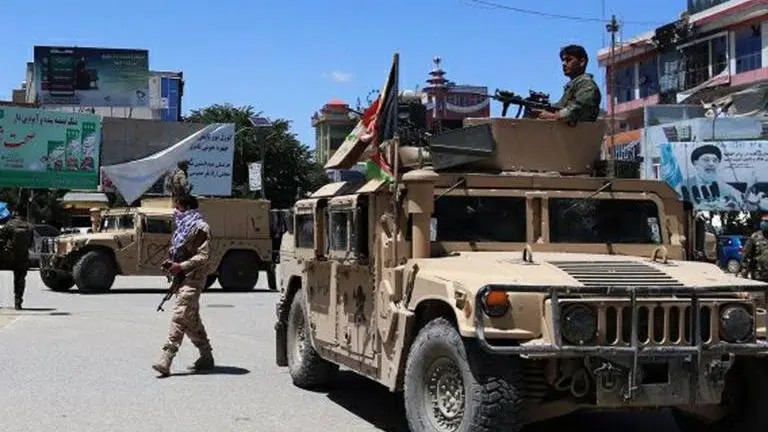 Ferocious fighting rages between Taliban and Afghan forces in the city of Kunduz Afghanistan