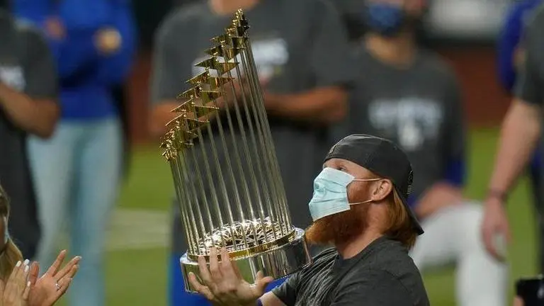 MLB tells managers to expect on-time spring training start