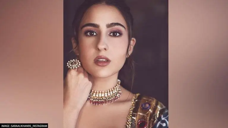 'Atrangi Re' fame Sara Ali Khan reveals her 'fearless & divine' New Year resolution Sara Ali Khan