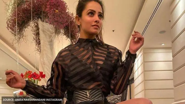 Anita Hassanandani's outfits that can be perfect for a clubbing night Anita Hassanandani