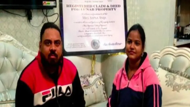 Ajmer man gifts wife a plot of land on moon, wife calls it 'out of the world' Ajmer man’s gift