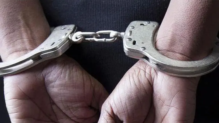 2 drug peddlers held with contraband in Jammu region