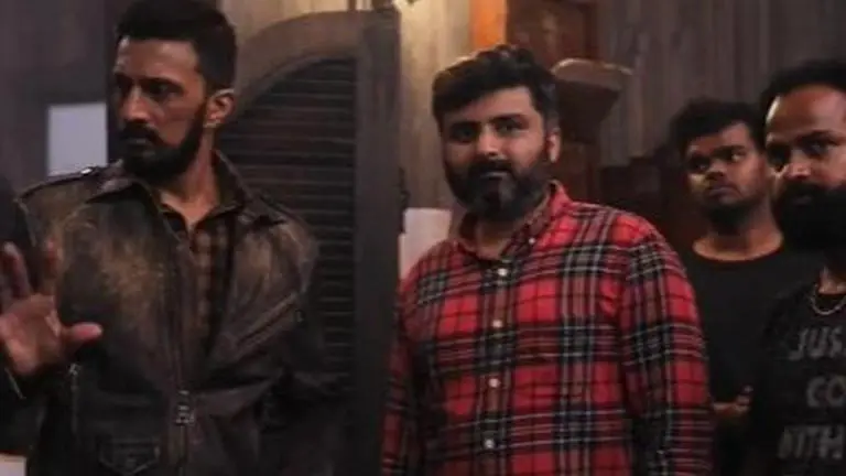 'Vikrant Rona': Kichcha Sudeep drops BTS clip showing making of the upcoming fantasy film vikrant rona