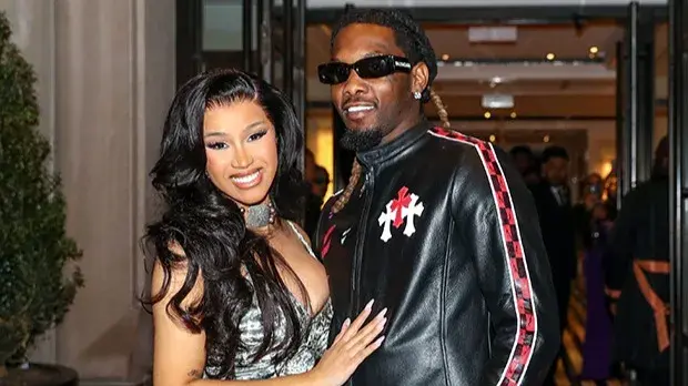 Cardi B breaks down in tears, accuses husband Offset of cheating Cardi B, Offset