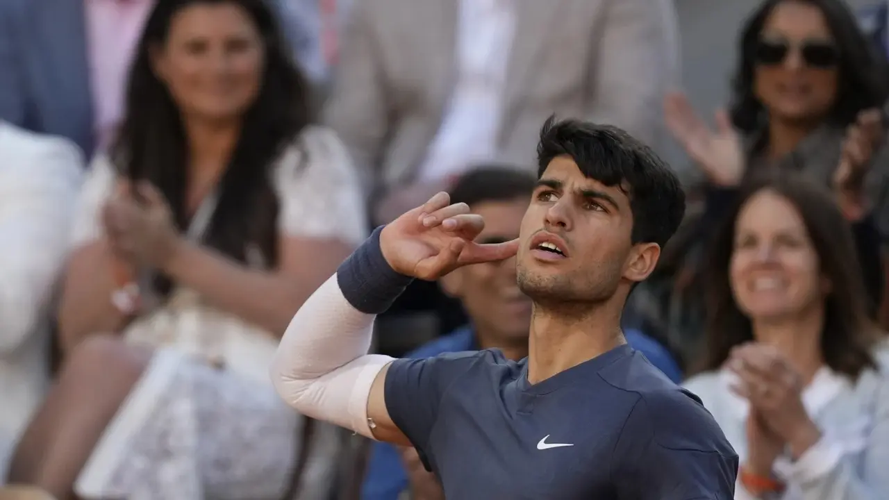 Carlos Alcaraz defeats Alexander Zverev in the French Open final for his third Grand Slam title Carlos Alcaraz wins French Open
