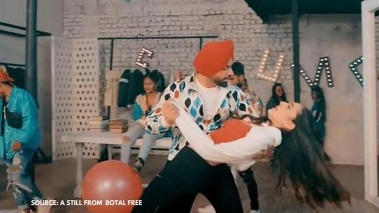 Latest punjabi song 'Botal Free' by Jordan Sandhu makes fans groove to its quirky beats latest punjabi song