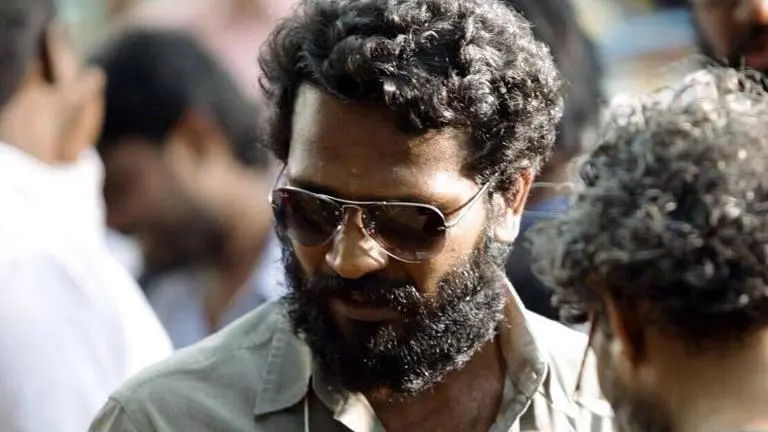Vetrimaaran recalls getting humiliated by airport official for not speaking in Hindi; Read Vetrimaaran