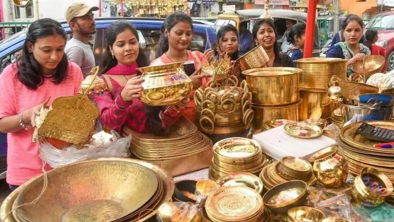 Happy Dhanteras 2022: Dhanteras wishes, greetings, images, messages and quotes Happy Dhanteras 2022