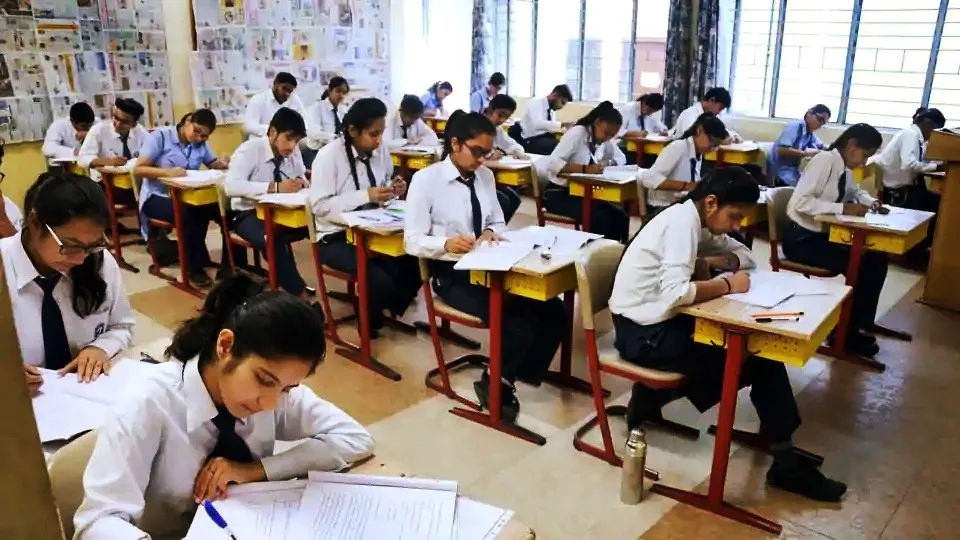 CBSE Class 12 Hindi Exam: Special Chance for Students Missing March 15 ...